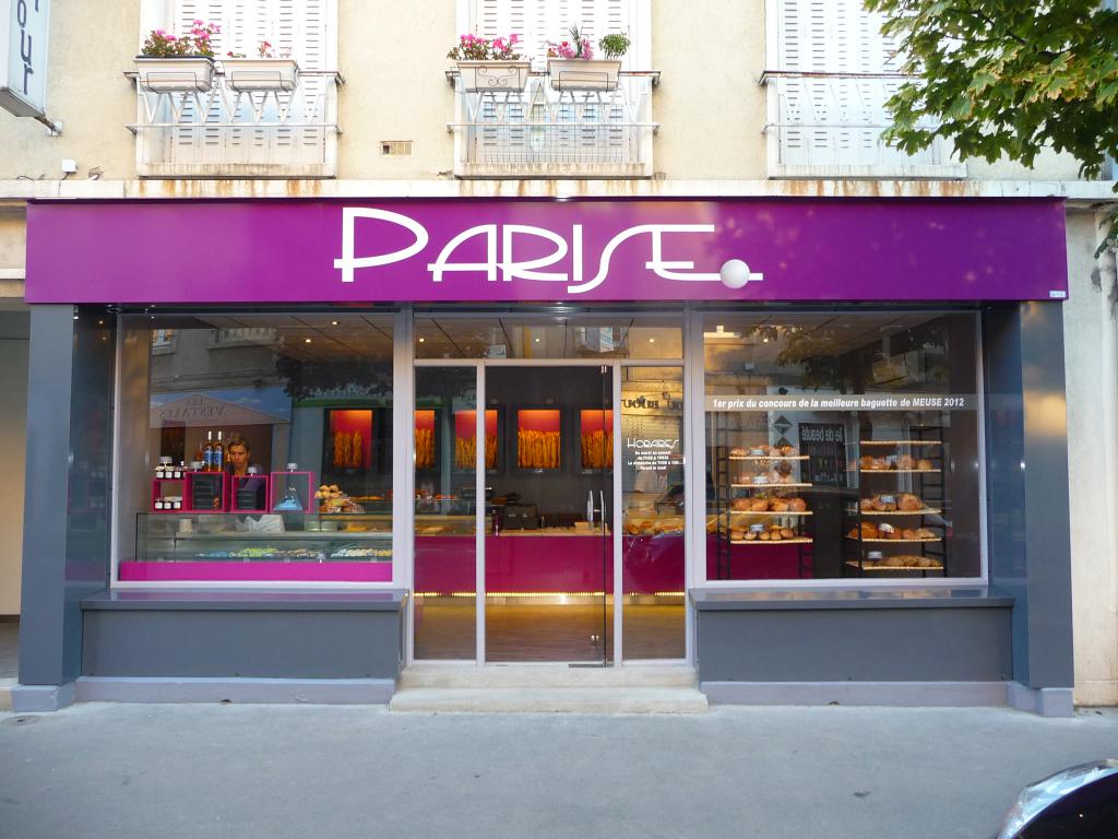 Enseigne bandeau et habillage de façade en tolerie aluminium boulangerie PARISE
